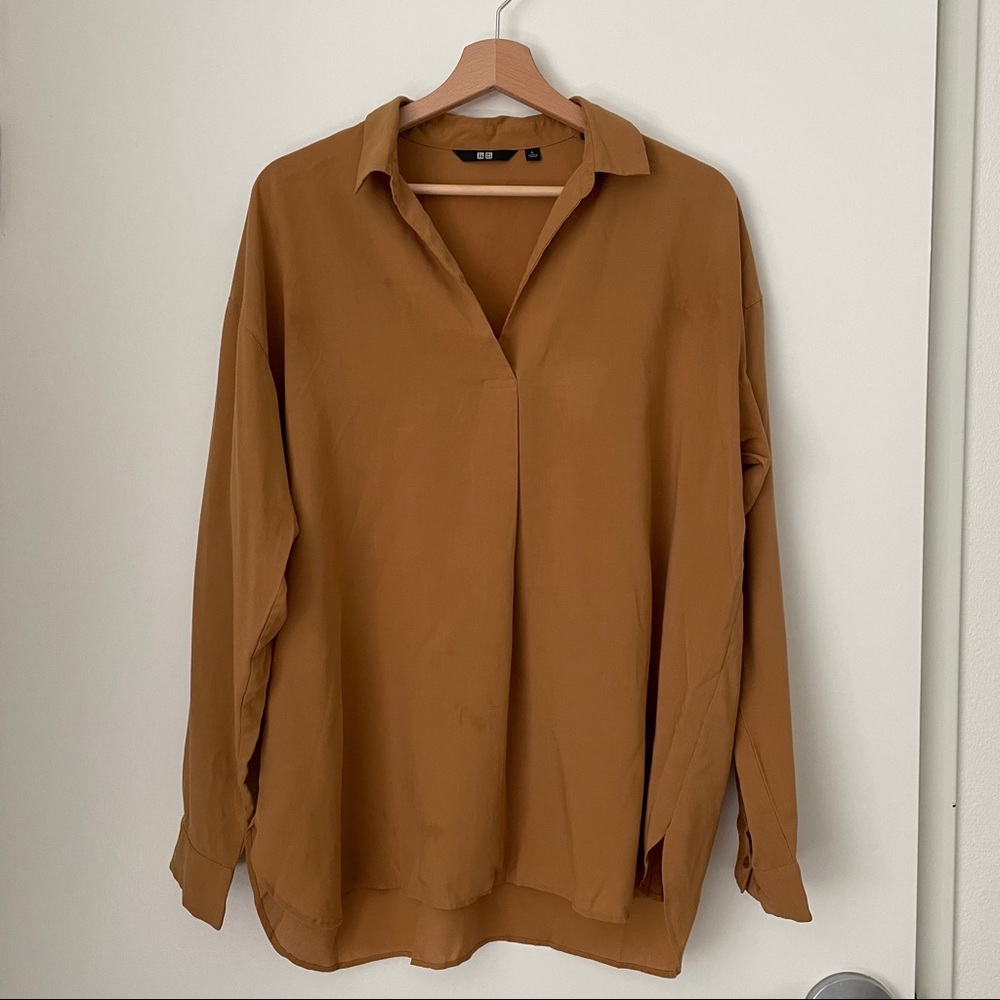 Uniqlo long-sleeved blouse